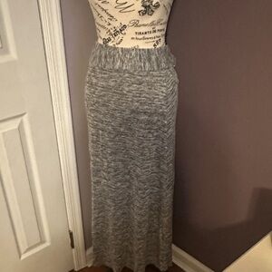 Roz & Ali Heathered Gray Maxi Skirt